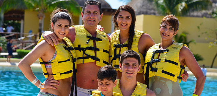 Discover 5 Fun Places for Dolphin Encounters This December