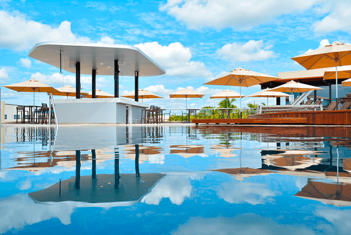 Cancun beautiful landscapes and Sundeck Lounge